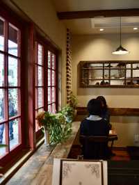 Delicious Apple Pie in Aoyama: GRANNY SMITH APPLE PIE & COFFEE
