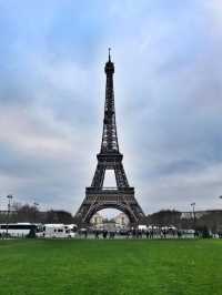 ✨🇫🇷The Stunning Eiffel Tower🇫🇷✨