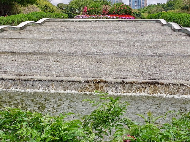 深圳南頭古城與中山公園：歷史與自然的完美結合 🏯🌳