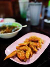 🫰 ร้านลาบ นายน้อย ศรีราชา