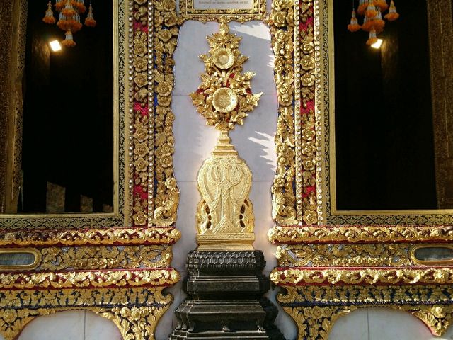 ไหว้พระพุทธชินสีห์.. วัดบวรนิเวศ