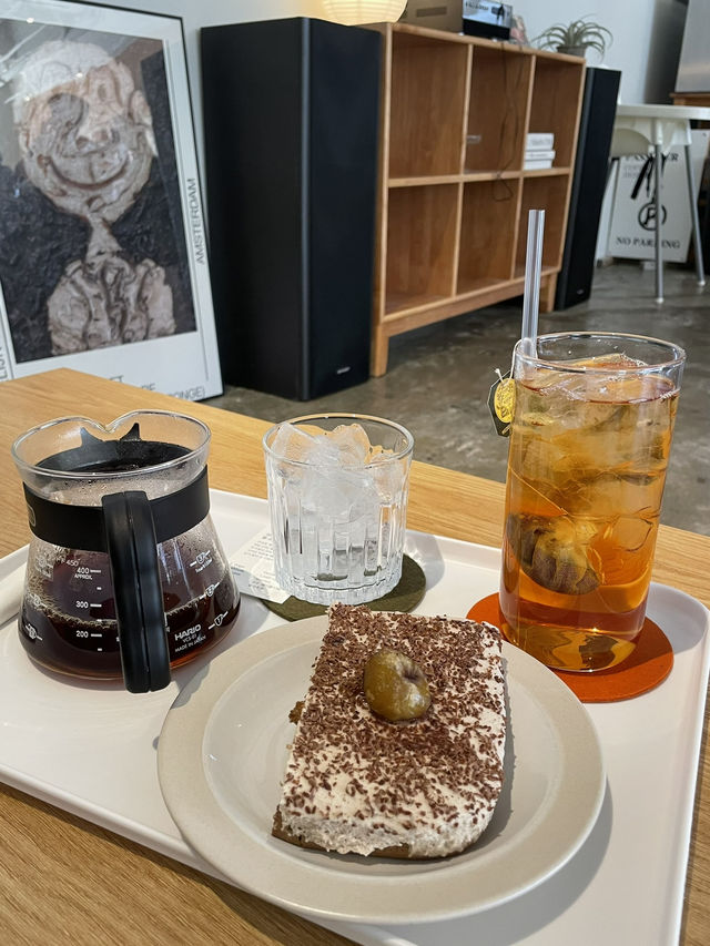 디저트가 맛있는 공간, 파사저 카페
