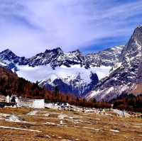 Majestic Peaks: The Allure of Mount Siguniang