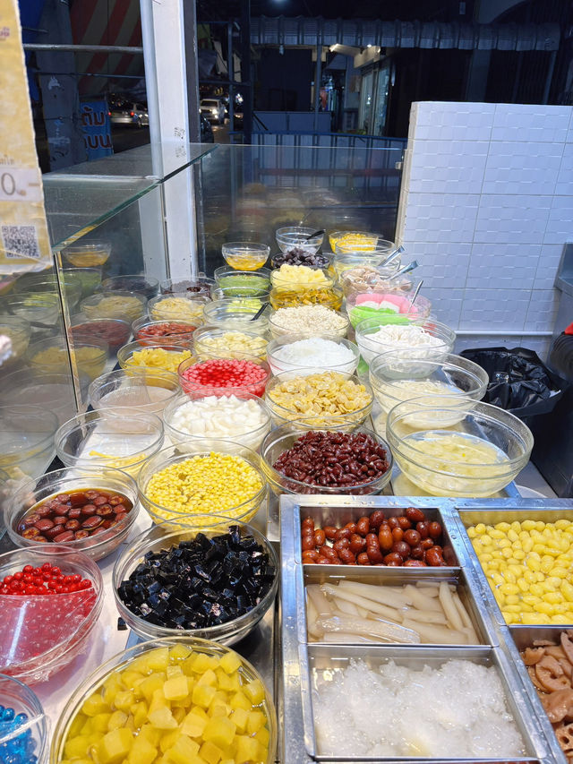 เช็งซิมอี้ ชื่อนี้การันตีของหวานอร่อย สาขาแปดริ้ว