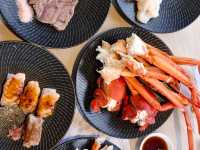 ✨ 將捷金鬱金香酒店 河畔餐廳，結合 松葉蟹🦀、干貝🪸、現煎牛排🥩 與壯麗的山河海景，給你一場超值美味的無限饗宴！