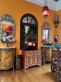 Day trip to Pinang Peranakan Mansion ,Penang famous historical building! 