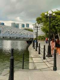 “Reflections of Time: The Soul of Singapore River”