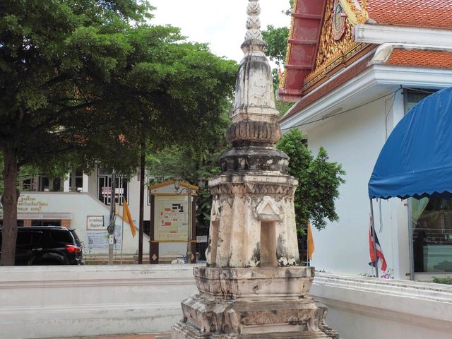 วัดชลอ นนทบุรี