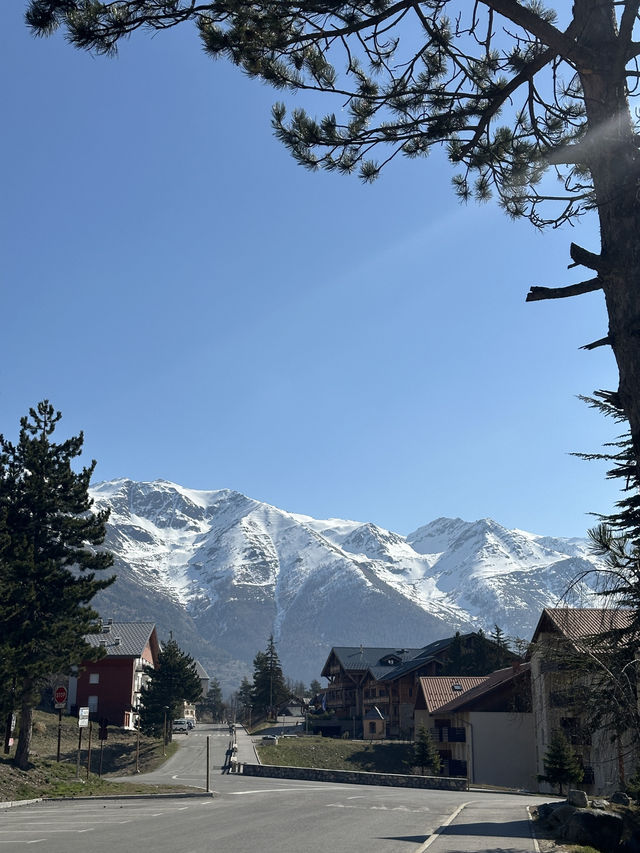 Auron เมืองตอนใต้ของฝรั่งเศส