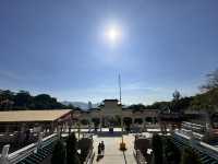 Yuen Yuen Institute – วัดสามศาสนาแห่งฮ่องกง