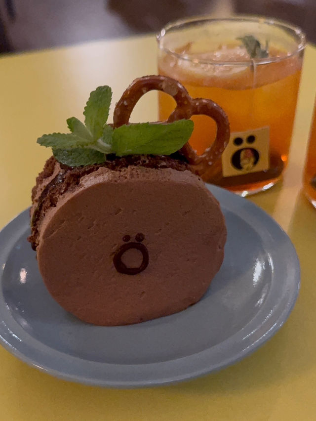 福岡おすすめ！お顔ケーキが可愛い夜カフェ