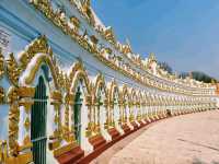U Min Thonze Pagoda: The Radiant Crescent of Sagaing Hill