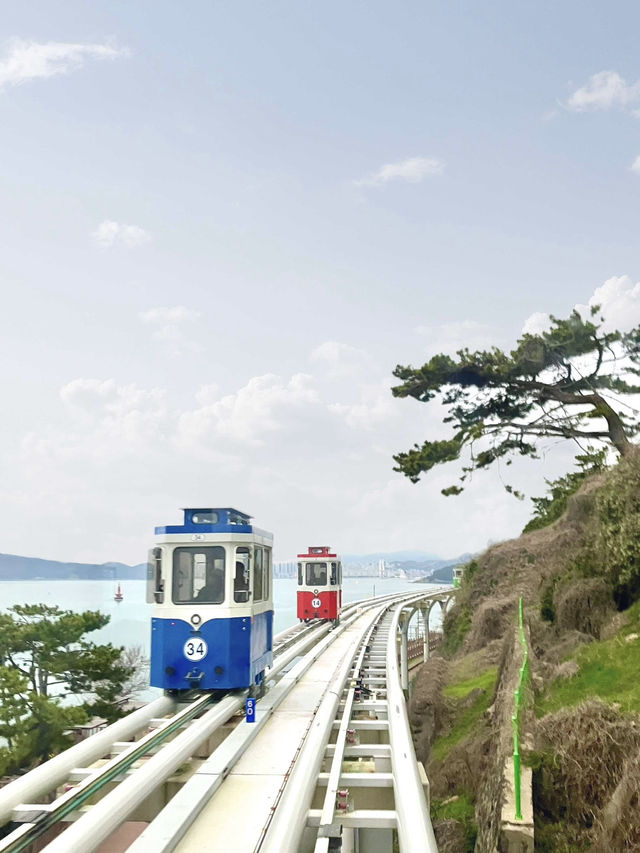 【釜山・海雲台】海を望む空中列車と絶景カフェ
