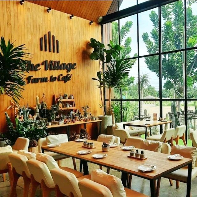 The Village Farm To Cafe ฟาร์มเฮาส์ชนบทที่งดงาม