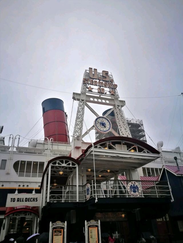 All Aboard the SS Columbia in Tokyo Disney Sea