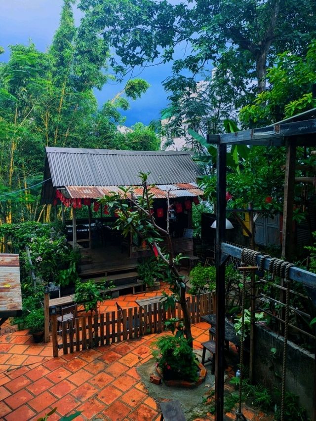 Hidden Garden, Hidden Vibes