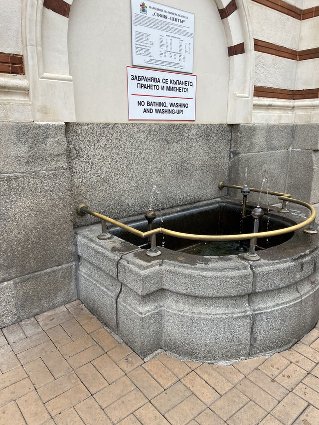 【飲める温泉】ソフィアの無料温泉水🇧🇬