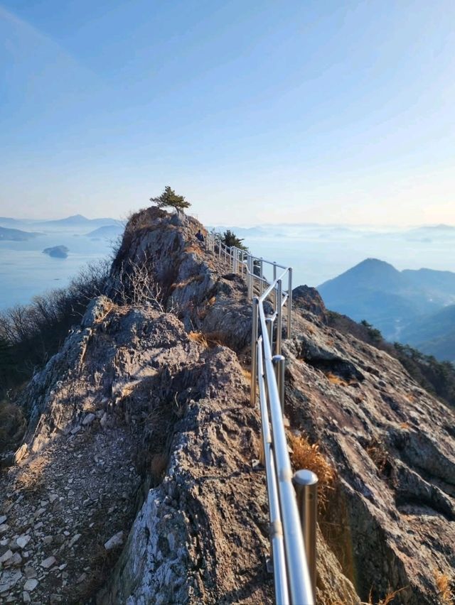 Island Hike Goals, Saryangdo Is Tiny But Mighty