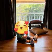 苗栗湖畔花時間🌼小木屋、泡湯一次享受😎