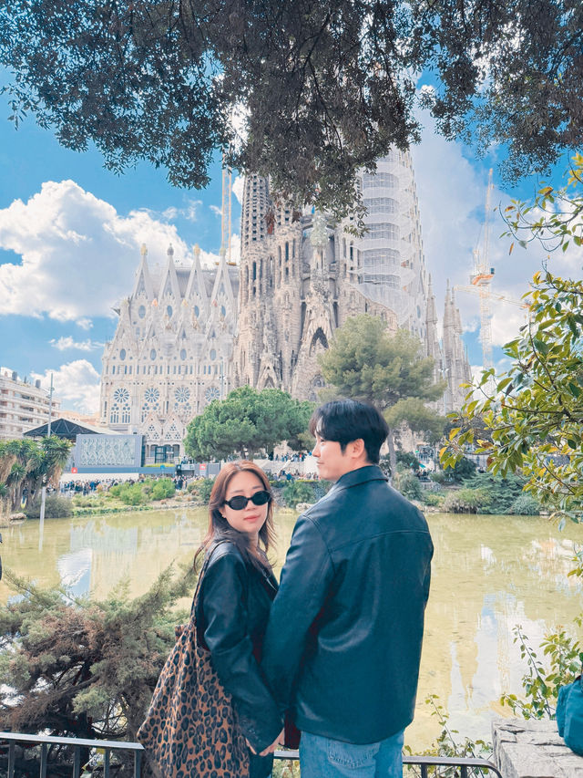 바르셀로나하면 사그라다 파밀리아지 🇪🇸