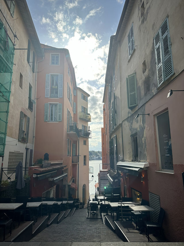 เที่ยวคนเดียวแบบชิลๆ ที่ Villefranche-sur-Mer 🇫🇷