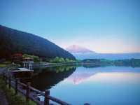 ทะเลสาบทานูกิ (Lake Tanuki / 田貫湖) — ทะเลสาบเล็ก ๆ 
