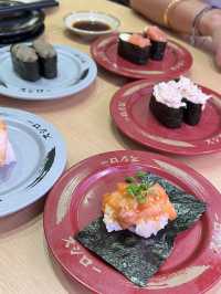 รีวิวซูชิสายพาน วัตถุดิบพรีเมี่ยม ✨🍣