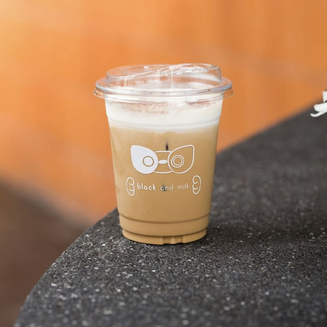 Black and Milk at Rimkhobfa Bookstore