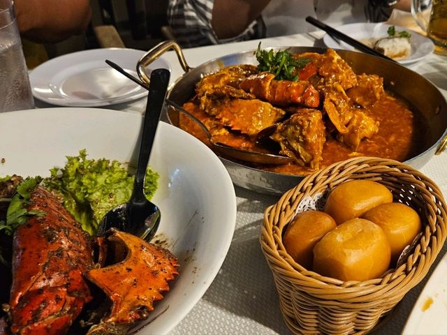 A scumptious dinner at Jumbo Seafood, East Coast