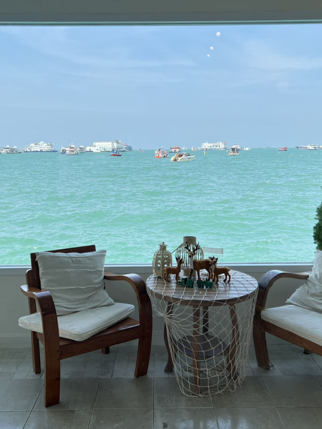 Banlay Home Cafe Pattaya – คาเฟ่ลับริมทะเล