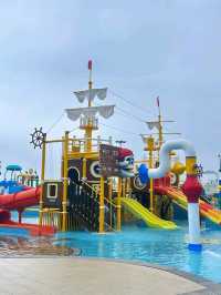 🌊🎡 Zhonghai Water Park, Hong Kong – A Hidden Aquatic Escape! 🏖️🌈