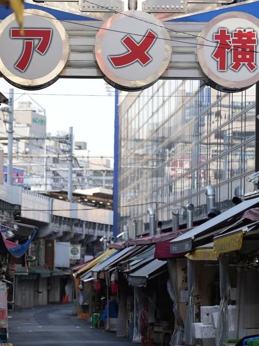 🛍️東京・上野｜上野アメ横商店街 🎌にぎわいの詰まった“昭和レトロ”な食と買い物天国！ 