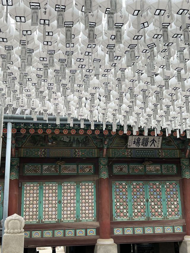 봉은사 대웅전과 경내