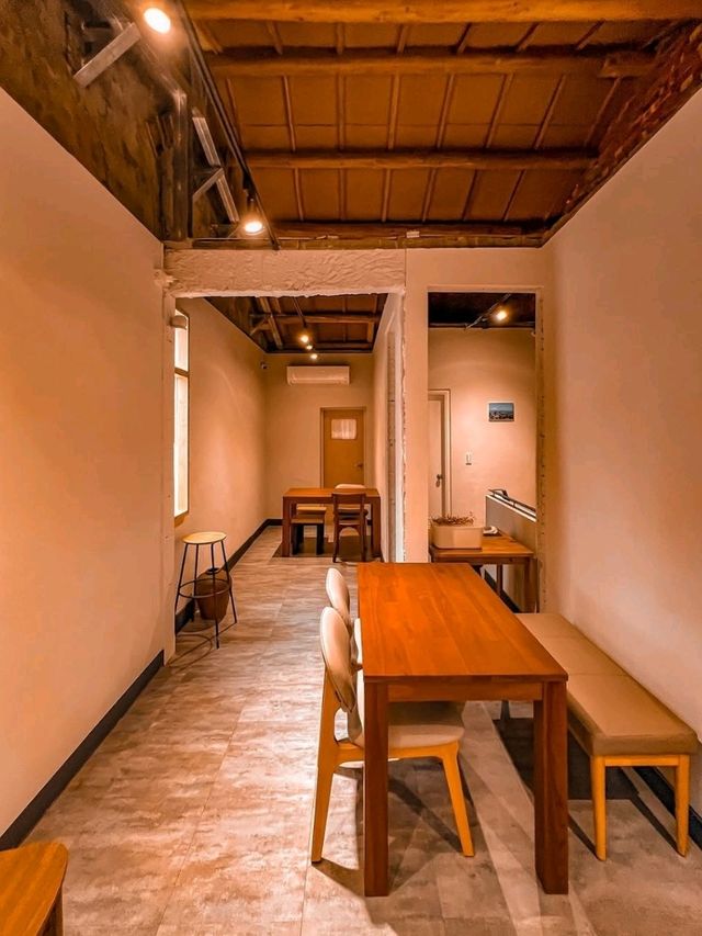 Ao Ringgo Cafe Hong Kong