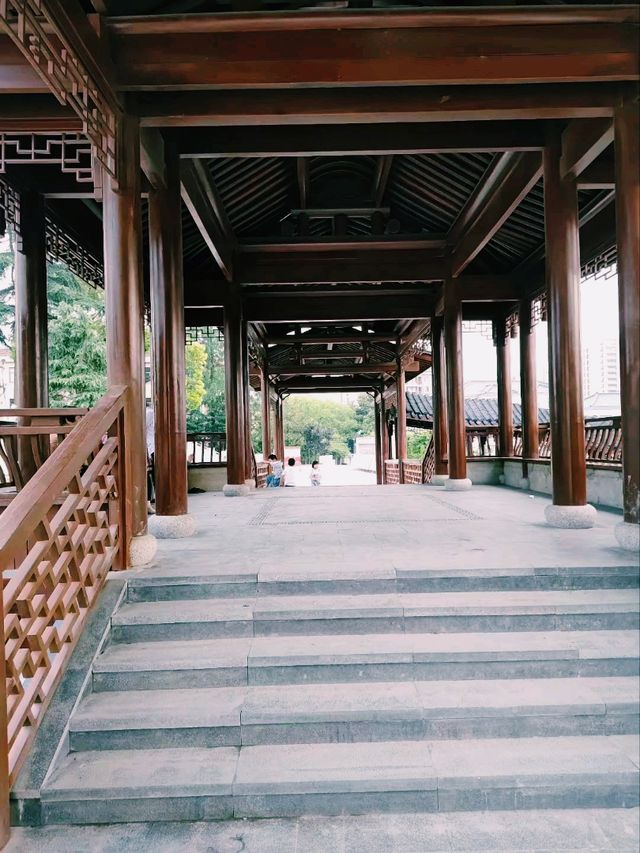 上海著名景點莊行老街旅行遊玩攻略，適合打卡拍照📸