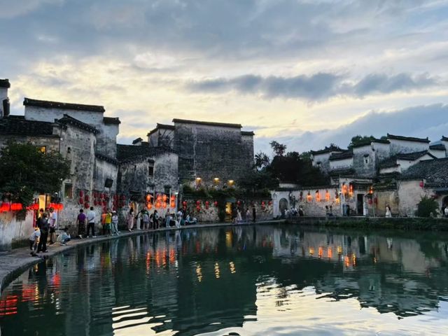 Where Water Paints the Village: The Charm of Hongcun