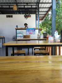 “ร้านฟาฮัท” เตี๋ยวเรือฮาลาล🍜