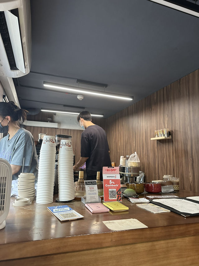 Discovering Pacto by Parchmen: A Coffee Haven in Singapore 🇸🇬 
