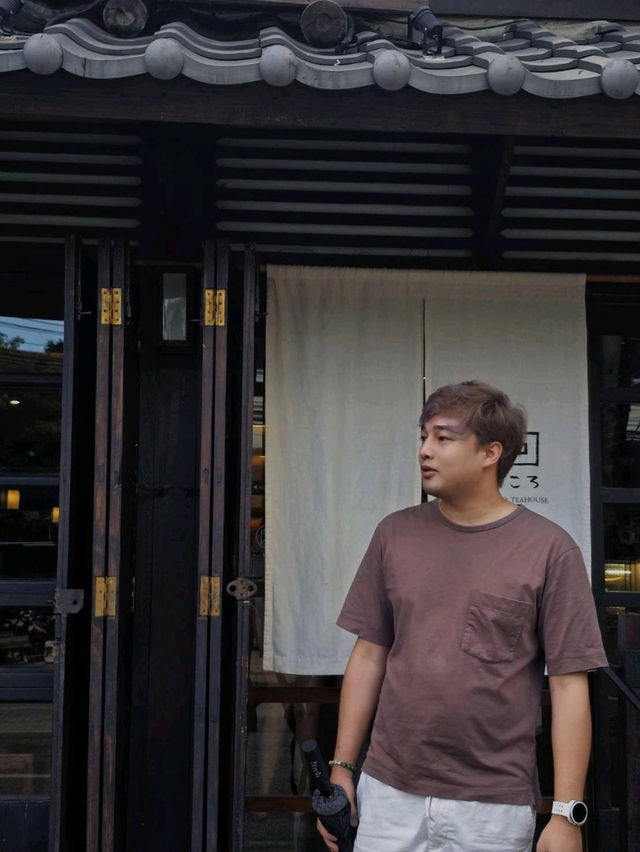 ชาดีๆ ในวันฝนพรำที่ Mogokoro Teahouse