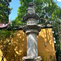 🕊️ Tranquility Amidst the Peaks — A Visit to 灵隐寺 (Lingyin Temple)