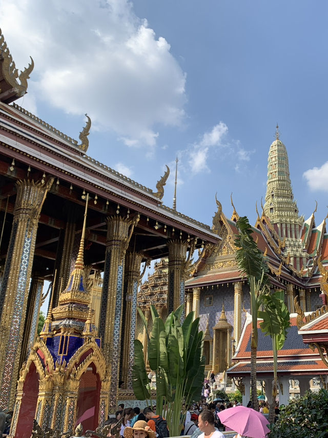 🕌 Golden Grandeur in Bangkok: The Grand Palace