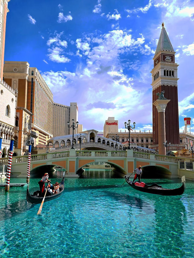 Venetian Outdoor Canal – Sun-Drenched Beauty Under the Vegas Sky ☀️🌊