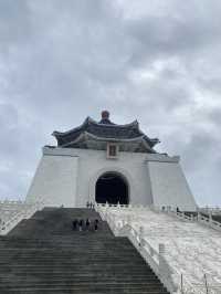 Chiang Kai-shek Memorial Hall กับชานมเจ้าแรก🧋
