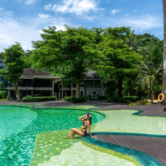 ที่พักเกาะช้างริมชายหาดใบลานอันเงียบสงบ 🏝️