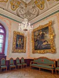 Exploring the House of the Blackheads