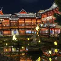 Autumn Whispers in Yu Garden
