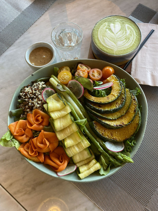 ร้านอาหาร คาเฟ่ แสนอร่อยในเชียงราย 