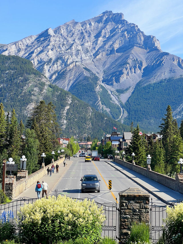 เที่ยวเมือง Banff Canada วิวสวยไร้ที่ติ เที่ยวเมือง Banff Canada วิวสวยไร้ที่ติ
