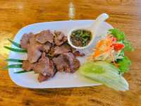 บิ๊กทรี คาเฟ่ แอนด์ เรสเทอรองต์