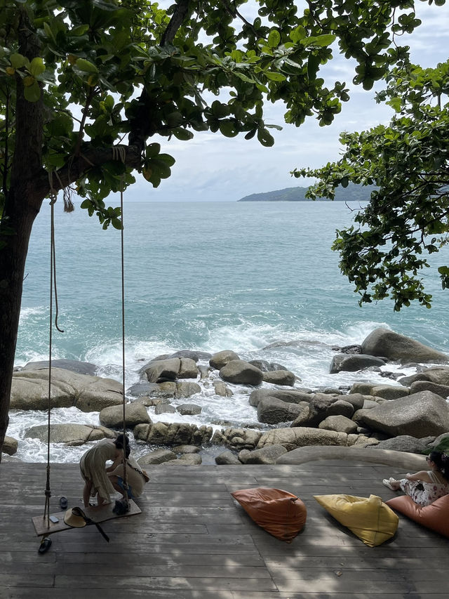 ภูเก็ตไปไหนดี ขอแนะนำคาเฟ่เสื่อฝืนหมอนใบ 🥥